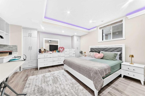 260 Corner Meadows Manor Ne, Calgary, AB 
