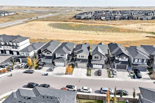260 Corner Meadows Manor Ne, Calgary, AB 