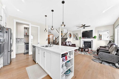 260 Corner Meadows Manor Ne, Calgary, AB 