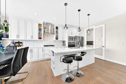 260 Corner Meadows Manor Ne, Calgary, AB 