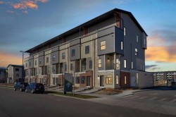110-156 Park Street Cochrane, AB T4C 3H3
