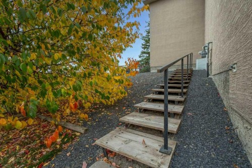 303 Lakeside Greens Drive, Chestermere, AB 