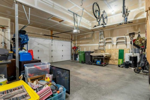 303 Lakeside Greens Drive, Chestermere, AB 
