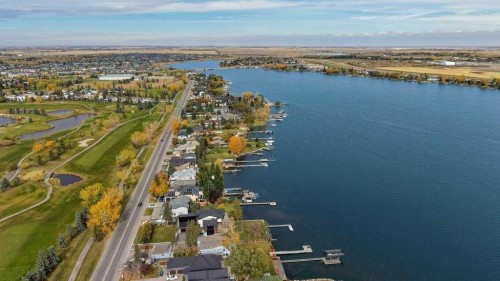 303 Lakeside Greens Drive, Chestermere, AB 