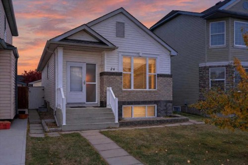 26 Saddlemead Way Ne, Calgary, AB 