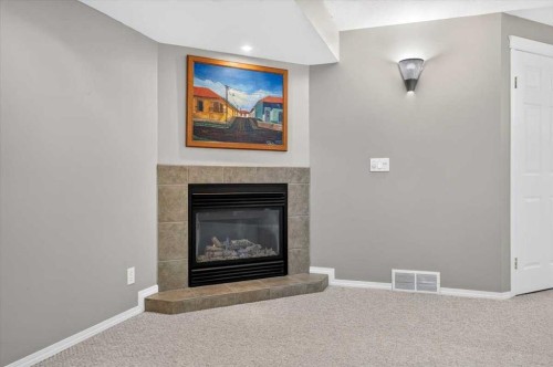 26 Saddlemead Way Ne, Calgary, AB 