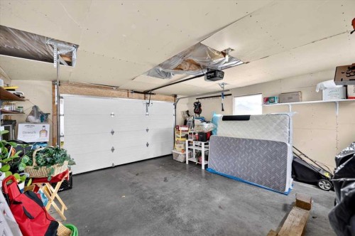 26 Saddlemead Way Ne, Calgary, AB 