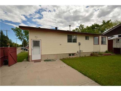 371 Whiteview Road Ne, Calgary, AB 
