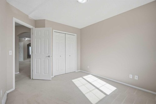 249 Saddlecrest Way Ne, Calgary, AB 