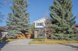 383 Woodfield Road SW Calgary, AB T2W 3V8