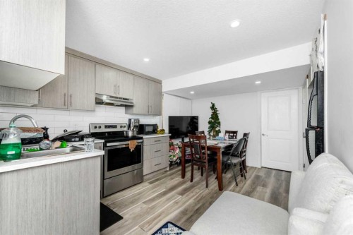 115 Skyview Springs Gardens Ne, Calgary, AB 