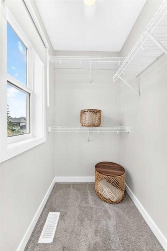 91 Spring Willow Close Sw, Calgary, AB 