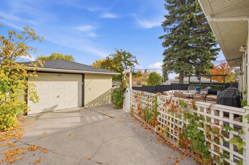 436 Arlington Drive Se, Calgary, AB 