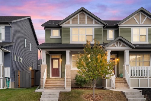 372 Kingsmere Way SE Airdrie, AB T4A 0Y1