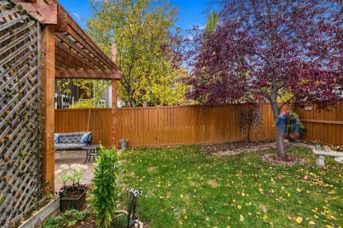 49 Bridleridge Road Sw, Calgary, AB 