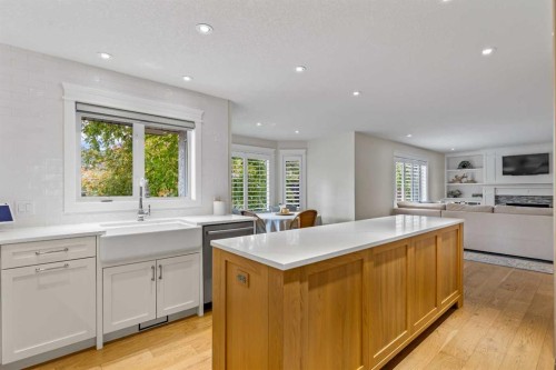 106 Chapala Close Se, Calgary, AB 
