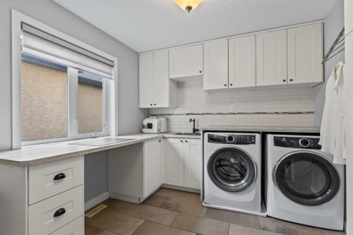 106 Chapala Close Se, Calgary, AB 