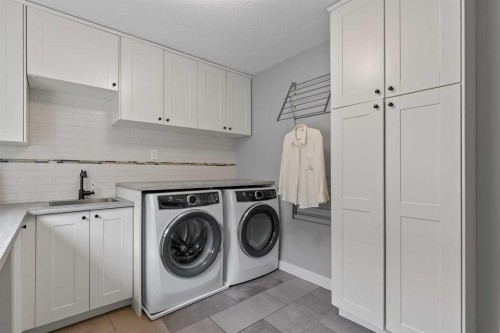 106 Chapala Close Se, Calgary, AB 