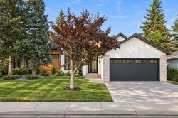 9831 Oakhill Drive SW Calgary, AB T2V 3X1