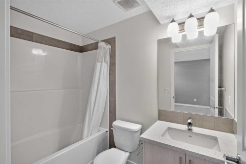 60 Walcrest Gate Se, Calgary, AB 