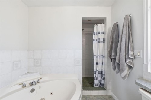 543 Willingdon Boulevard Se, Calgary, AB 