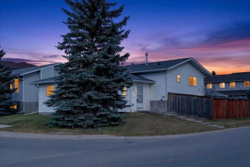 616 18 Street SE High River, AB T1V 1L7