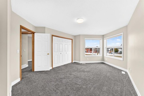 145 Martinvalley Crescent Ne, Calgary, AB 