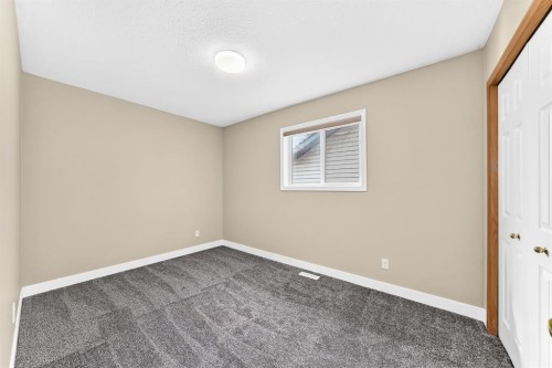 145 Martinvalley Crescent Ne, Calgary, AB 