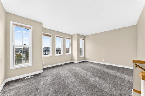 145 Martinvalley Crescent Ne, Calgary, AB 