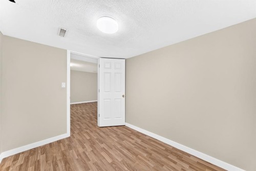 145 Martinvalley Crescent Ne, Calgary, AB 