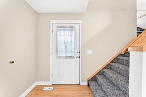 145 Martinvalley Crescent Ne, Calgary, AB 