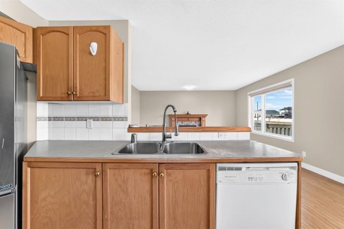 145 Martinvalley Crescent Ne, Calgary, AB 