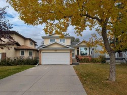 460 Hawkhill Place NW Calgary, AB T3G 3H7