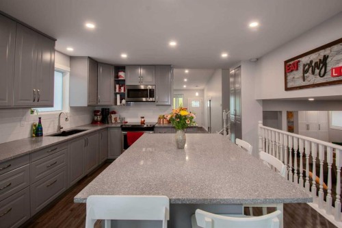 460 Hawkhill Place Nw, Calgary, AB 