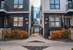 27-605 15 Avenue SWCalgary, AB T2R 0R4