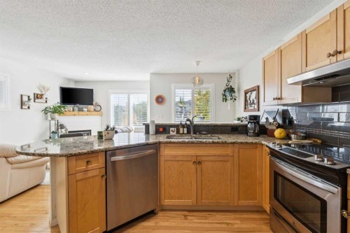 35 Royal Oak Gardens Nw, Calgary, AB 