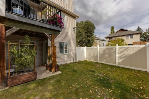 35 Royal Oak Gardens Nw, Calgary, AB 