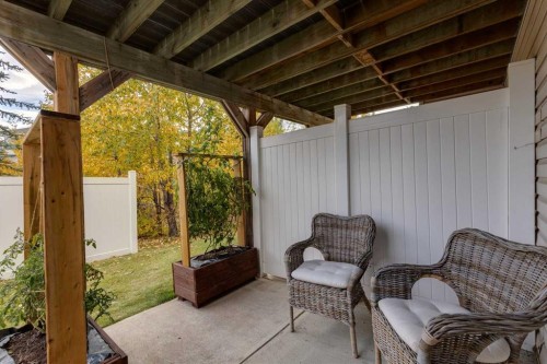 35 Royal Oak Gardens Nw, Calgary, AB 