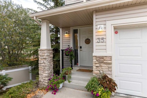 35 Royal Oak Gardens Nw, Calgary, AB 