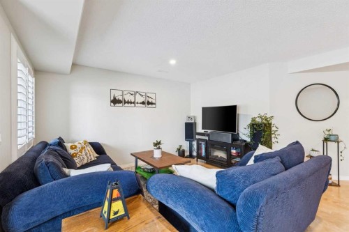 35 Royal Oak Gardens Nw, Calgary, AB 