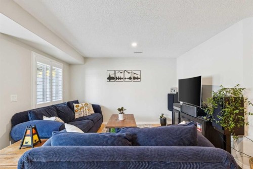 35 Royal Oak Gardens Nw, Calgary, AB 