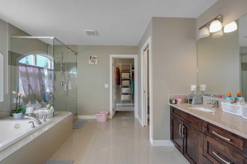 222 Bayside Loop Sw, Airdrie, AB 