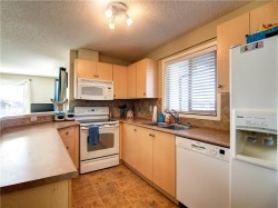 2302-16969 24 Street SW Calgary, AB T2Y 0H8