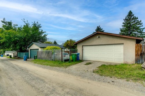 64 Huntham Road Ne, Calgary, AB 