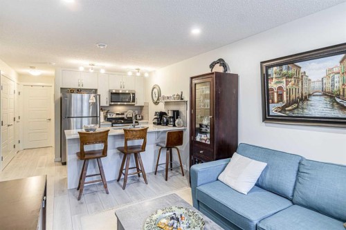 168 Cranbrook Square Se, Calgary, AB 