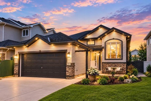 119 Stonegate Crescent NW Airdrie, AB T4B 2P2