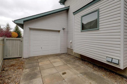 63 Sierra Madre Crescent Sw, Calgary, AB 
