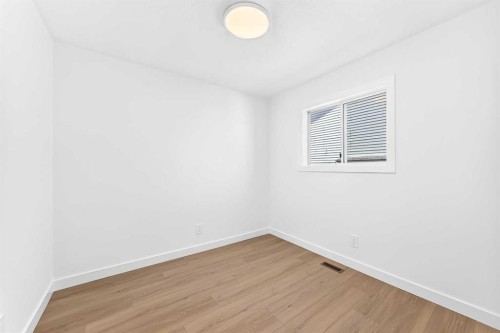 68 Erin Park Drive Se, Calgary, AB 