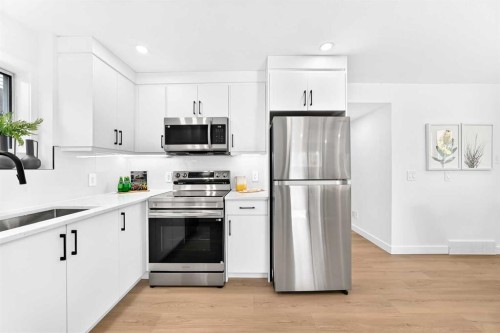 68 Erin Park Drive Se, Calgary, AB 