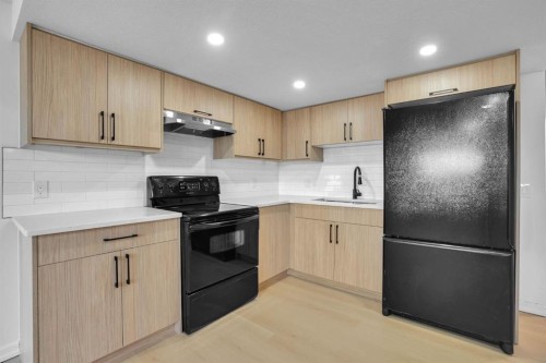 436 Huntley Way Ne, Calgary, AB 